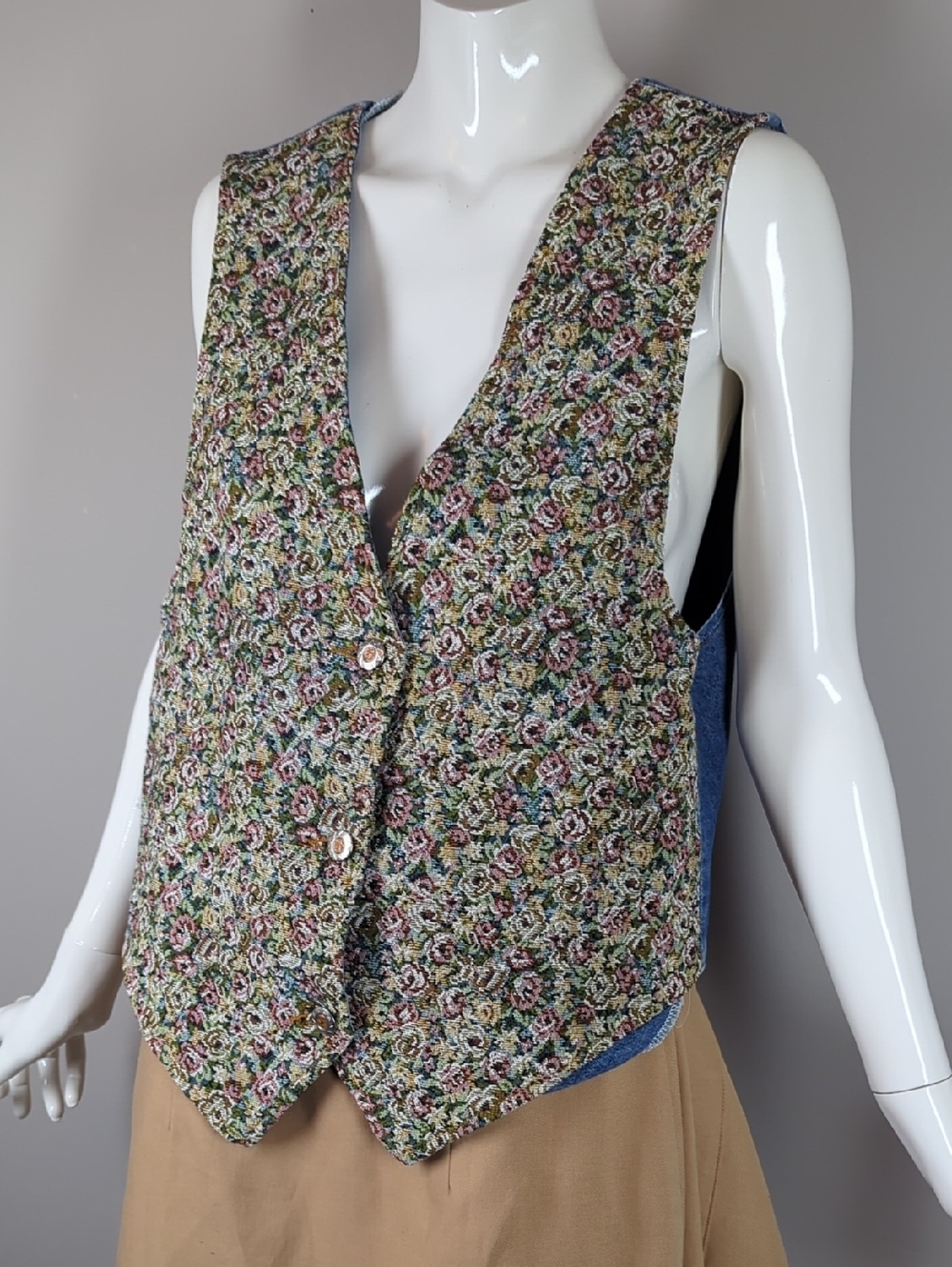 Vintage Tapestry Denim Vest Women's Size 9 Nevada